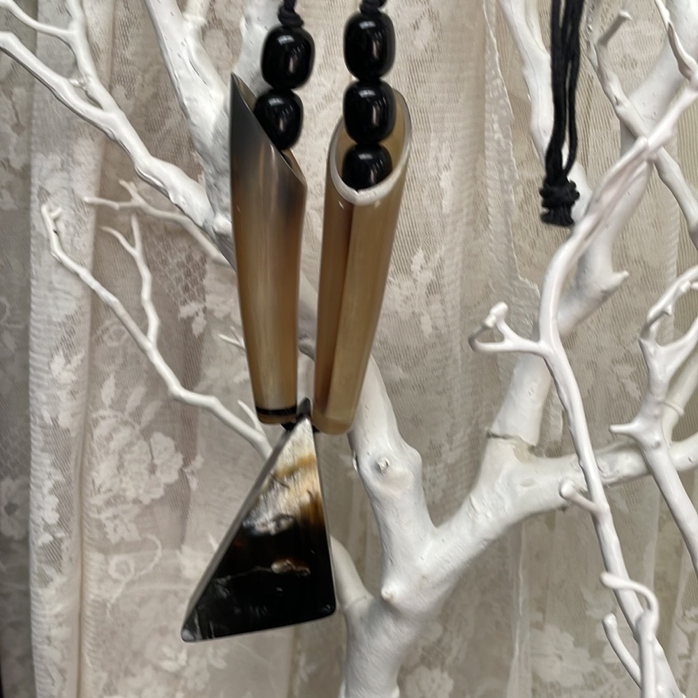 Horn Designed Beaded Necklace